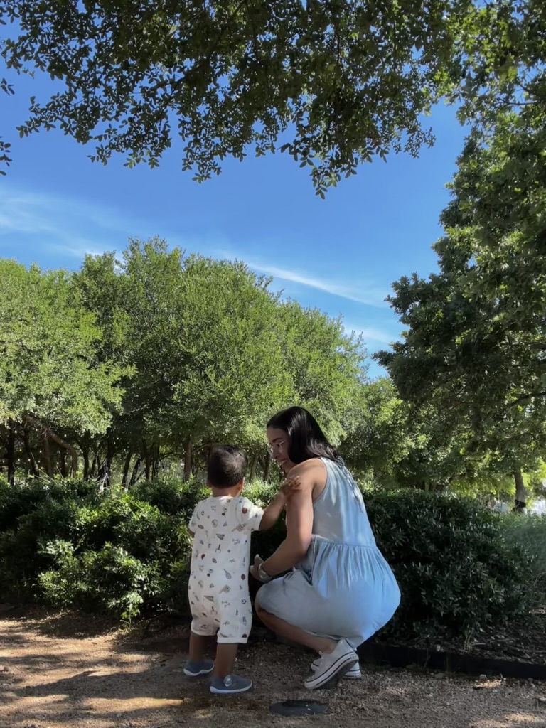 Motherhood content by Mari
